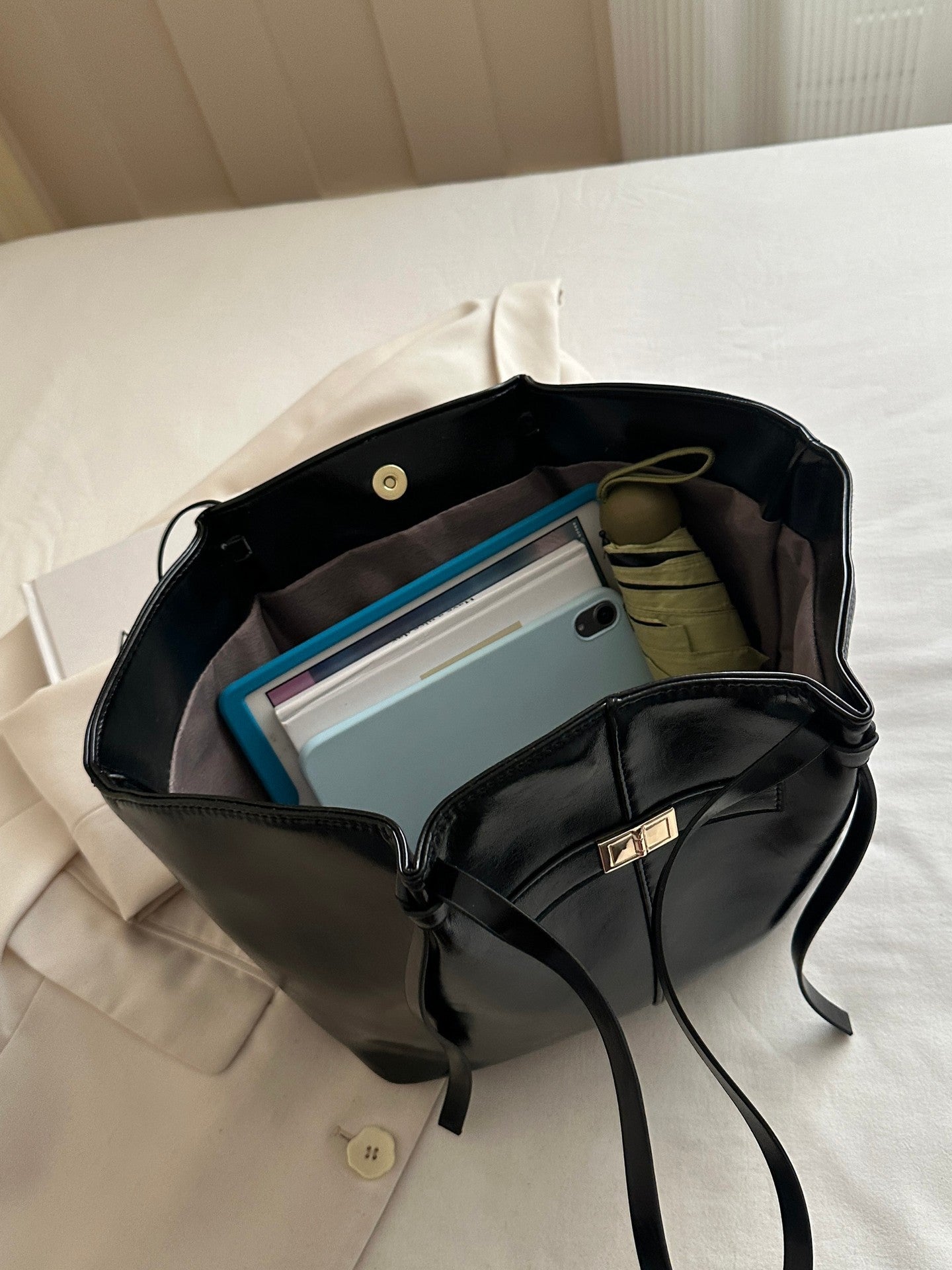 SOERA Gerda Shopper Bag - Handbags - Soera-Amara-Bag/Black Black Regular