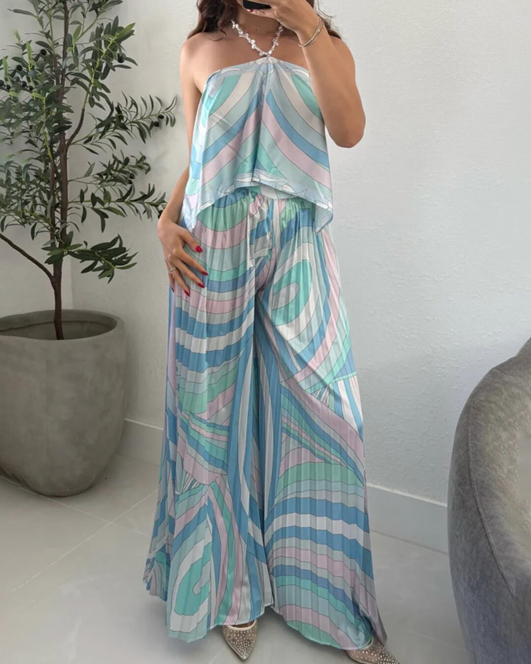 SOERA Bianca Pleated Capri Pants Co-Ord Set - Set - Blue S