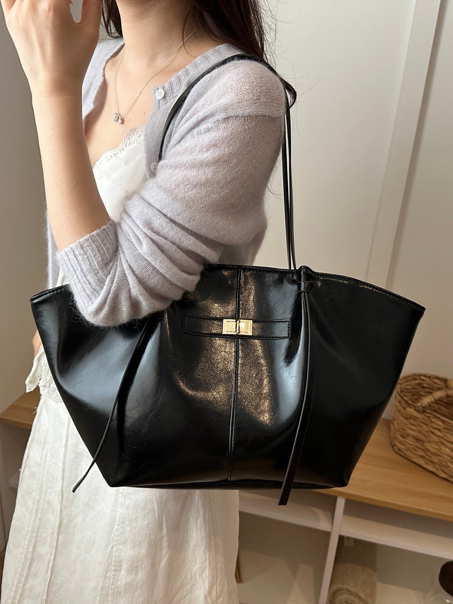 SOERA Gerda Shopper Bag - Handbags - Soera-Amara-Bag/Black Black Regular